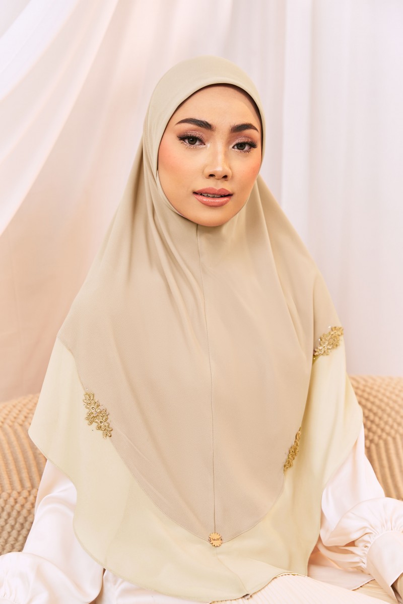 (AS-IS) JIWA Tudung Sarung in Sand